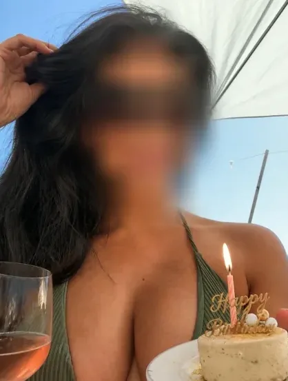 Angelika, 40
