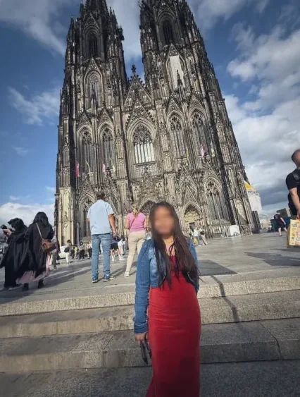 Angelika, 22