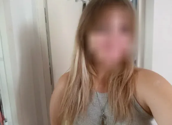 Barbara, 20