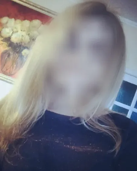 Denise, 34