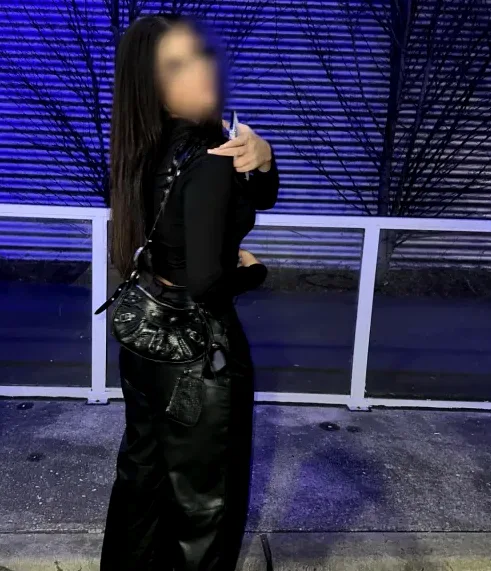 Elisabeth, 19
