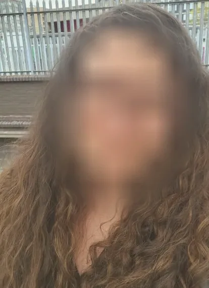 Larissa, 36