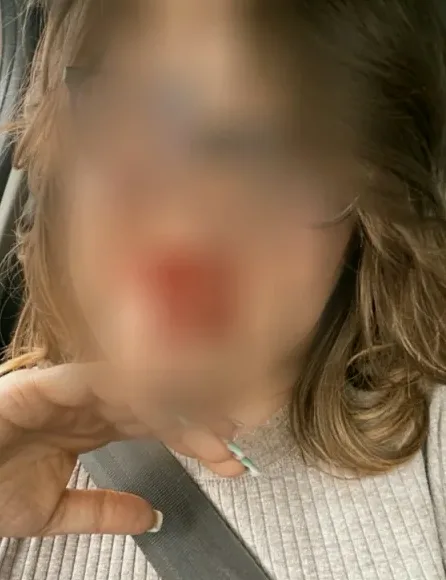 Larissa, 38