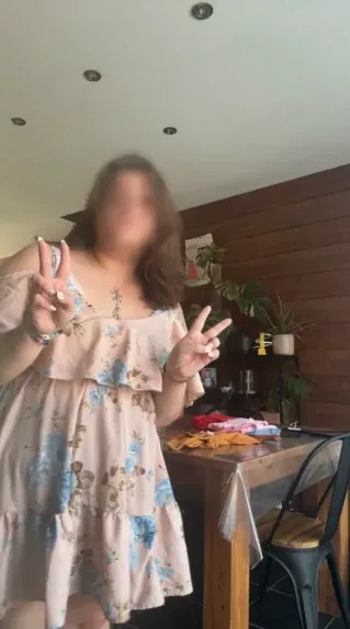 Lejla, 23