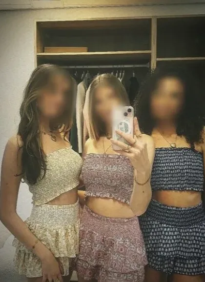 Marina, 20