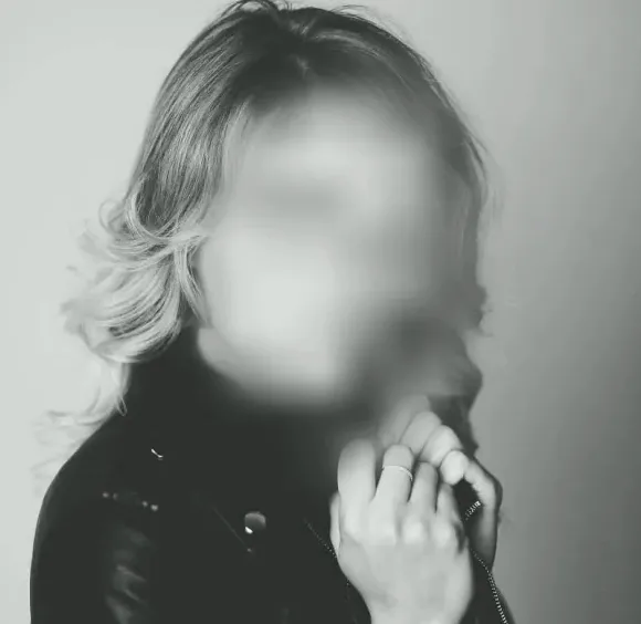 Nikolina, 33
