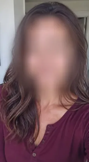 Nikolina, 39