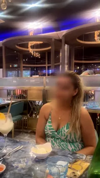 Nora, 40
