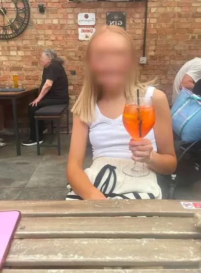 Petra, 26